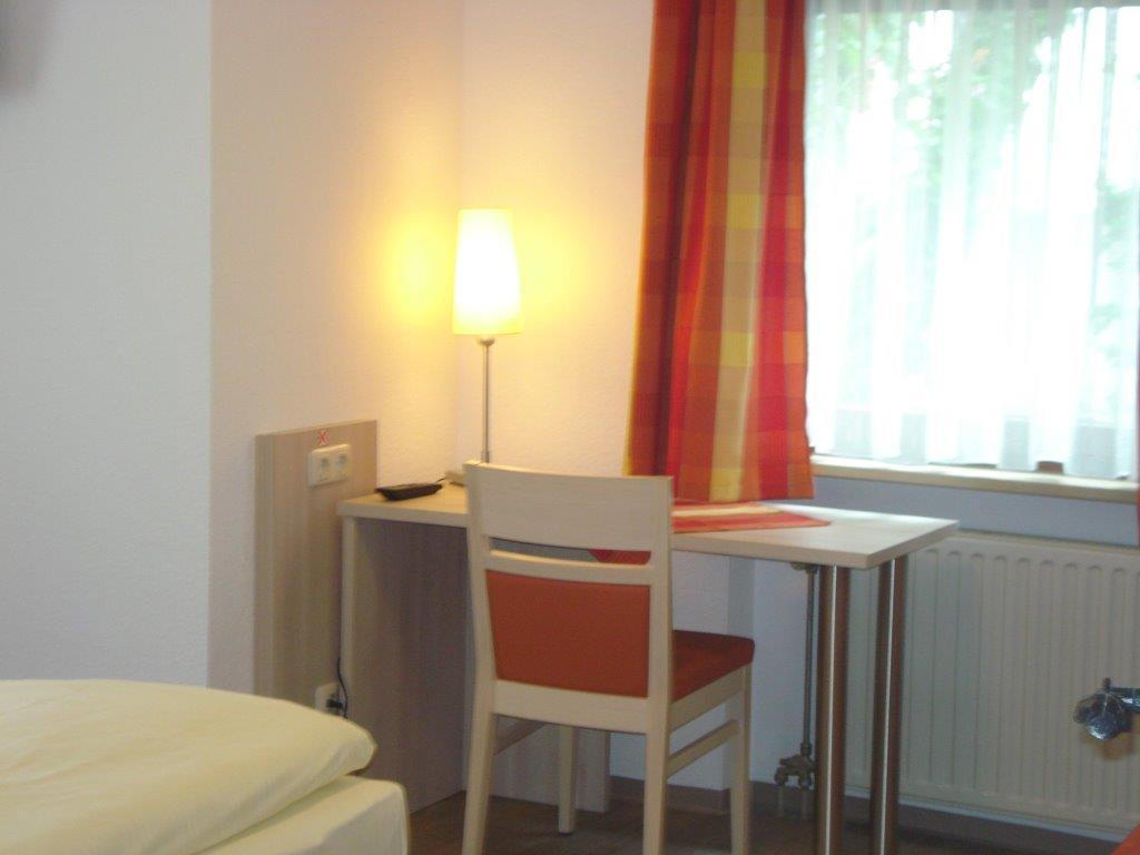 Hotel-Gasthof Bub Zirndorf Room photo